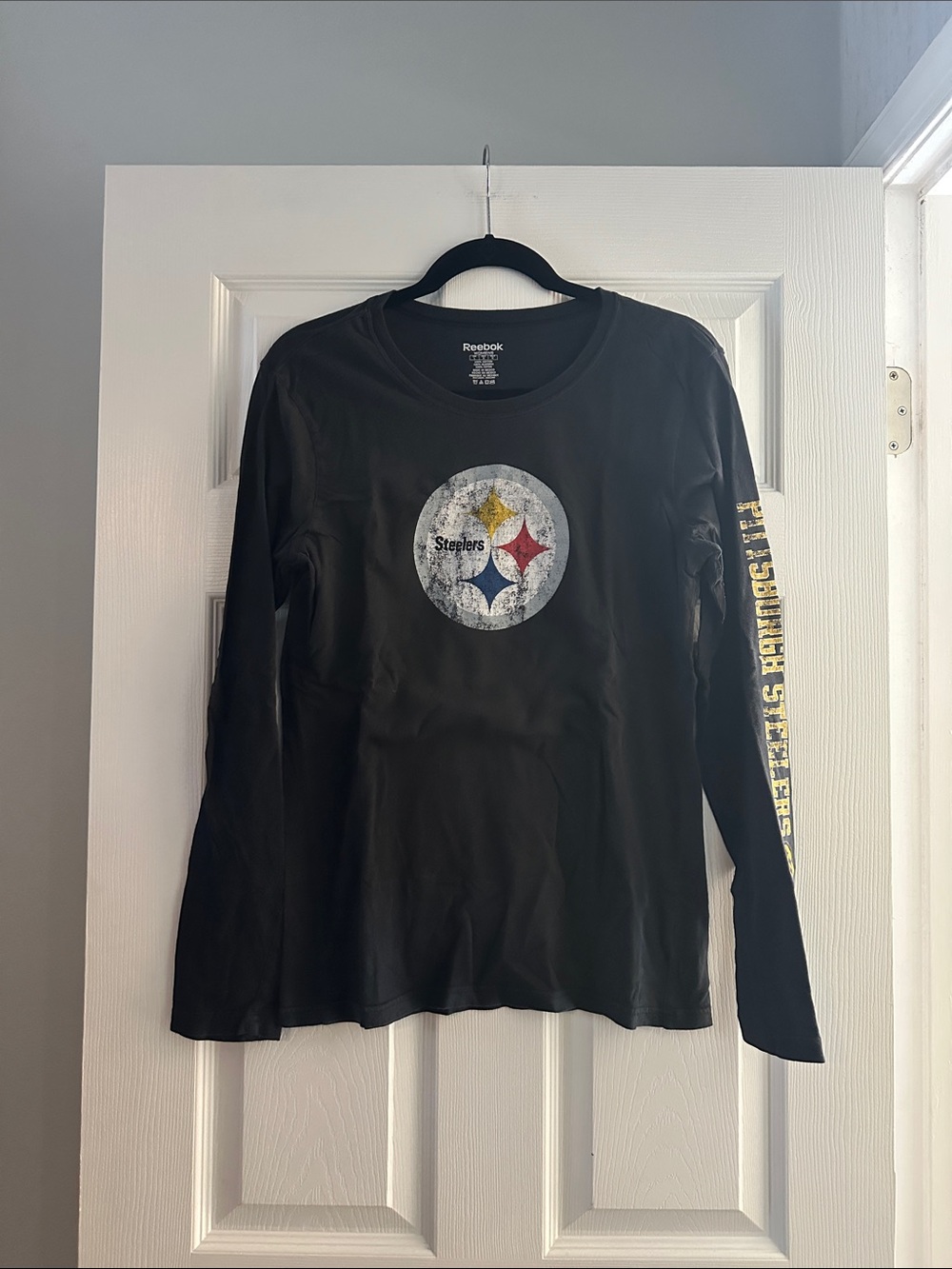 Reebok Black Pittsburgh Steelers Long Sleeve Tee with Team Emblem